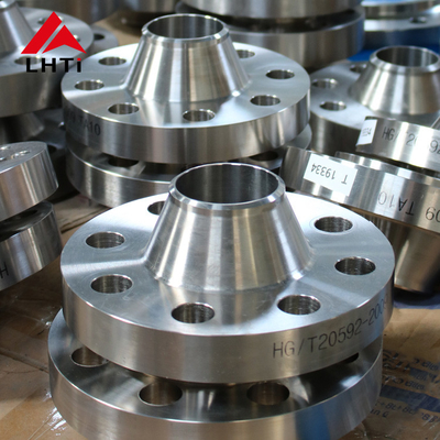 Buen precio Reborde del cuello de la soldadura de la aleación del titanio de ASME SB381 B16.5 para la conexión de las instalaciones de tuberías en línea