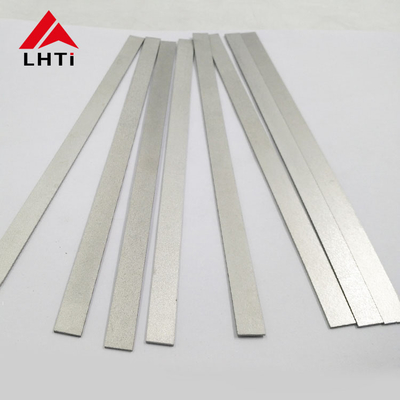 Buen precio Excelente placa de aleación de titanio de plata ASTM B265 Hoja de titanio de 25000 PSI Resistencia al rendimiento 0,5-6 mm en línea
