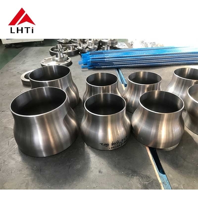 Flancas de titanio diseñadas para desafíos industriales extremos.
