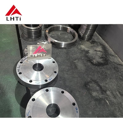 Buen precio ASME B16.5 Gr1 Gr2 Gr12 SO Deslizamiento de la brida en la brida Clase 150 SORF SOFF Característica elevada/característica plana para las tuberías de agua en línea