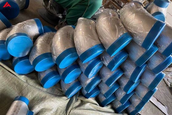 Buen precio El titanio de Sch5s Gr9 codea inconsútil de 90 grados soldado con autógena para la industria química en línea